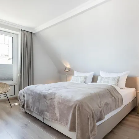 Haus Weissenburg, Whg Og West 아파트 *